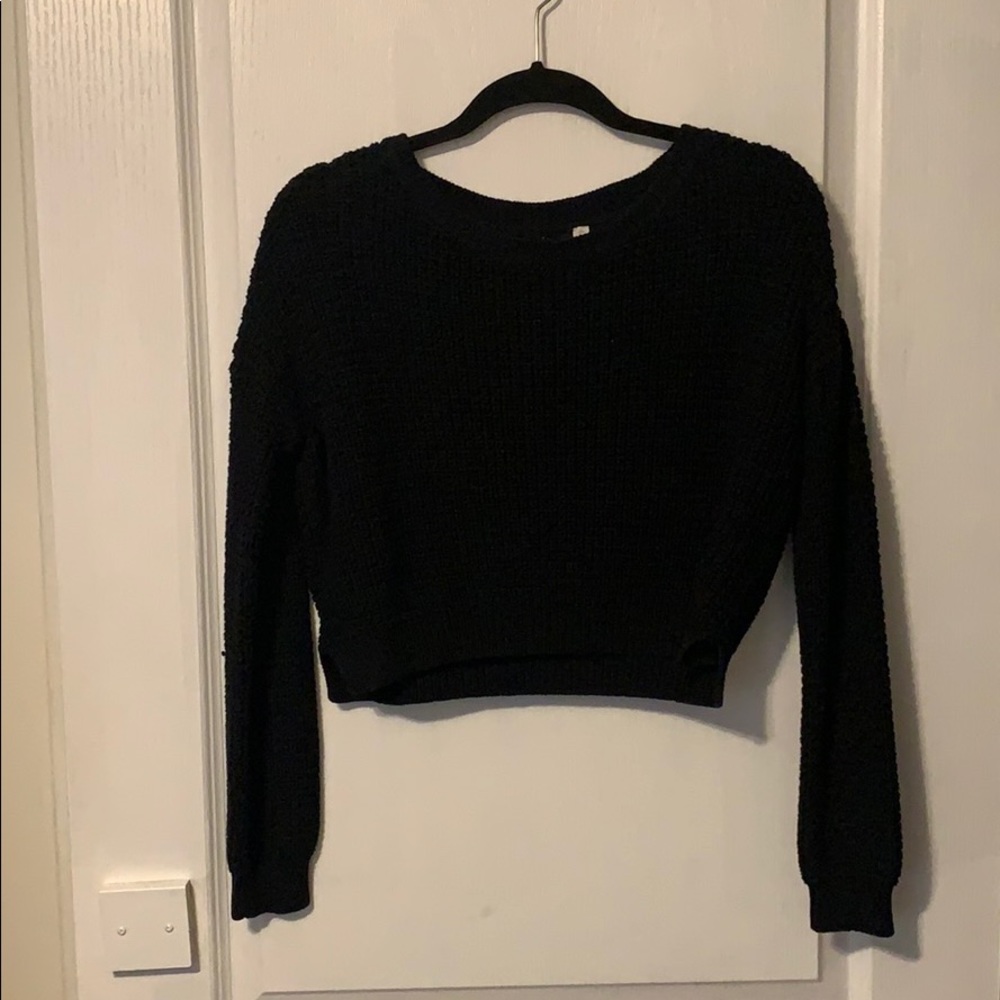 Cropped knit sweater